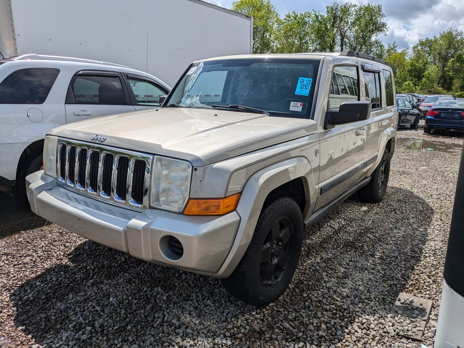 Read more about the article 2007 Jeep Commander