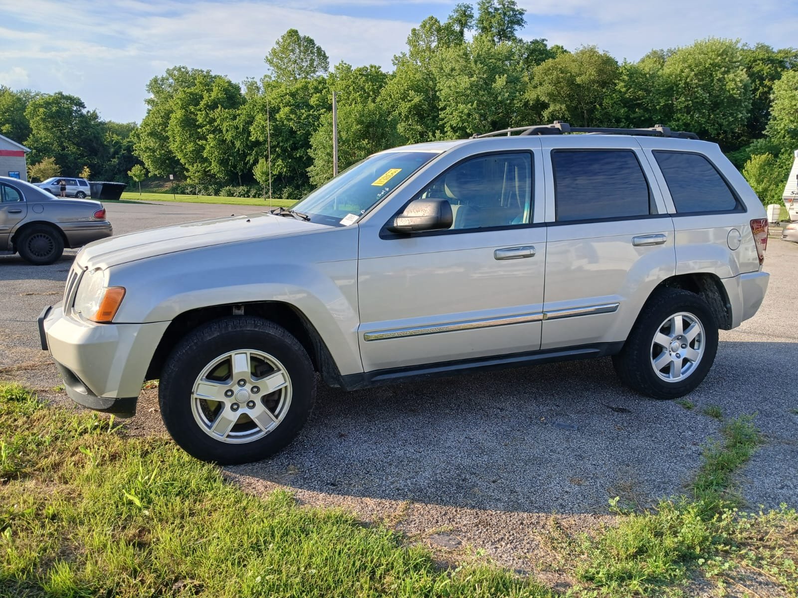 Read more about the article 2010 Jeep Grand Cherokee