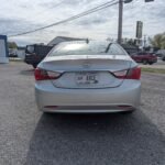 2011 Hyundai Sonata full