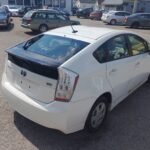 2010 Toyota Prius full