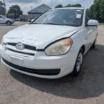 2010 Hyundai Accent full